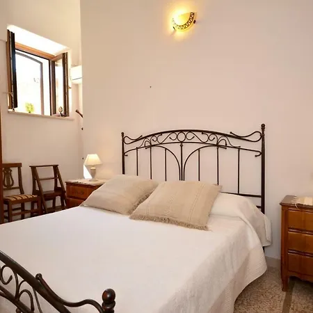 Lina Marina Porto